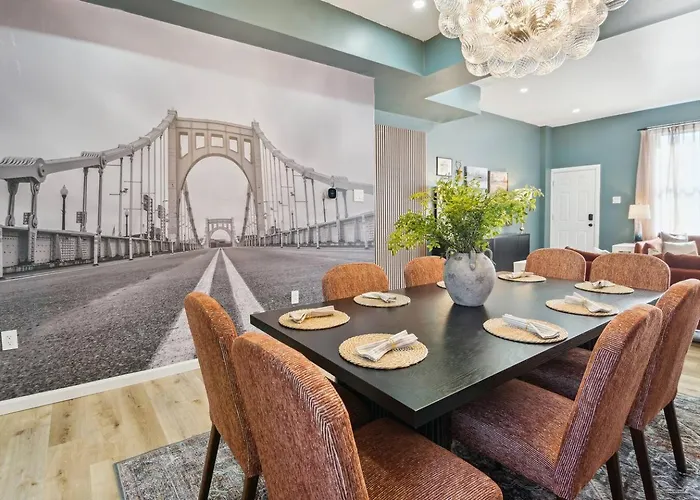 Restored Vintage Row Minutes From Stadiums, Casino, Museums, Downtown *