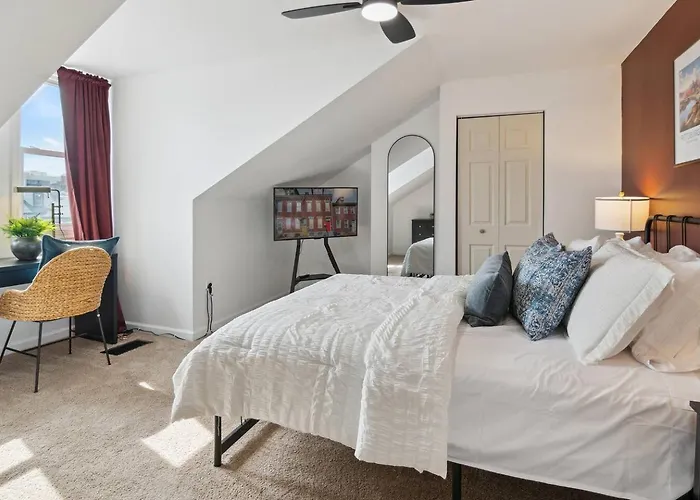 Сasa de vacaciones Restored Vintage Row Minutes From Stadiums, Casino, Museums, Downtown *