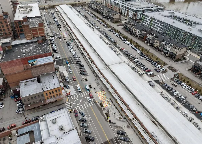 Restored Vintage Row Minutes From Stadiums, Casino, Museums, Downtown